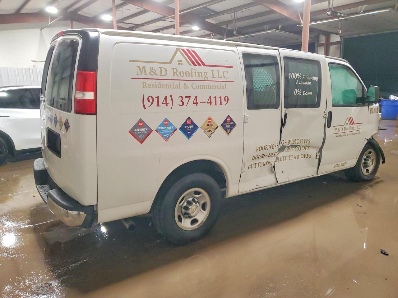 2021 Chevrolet Express G2500 - Фото 3