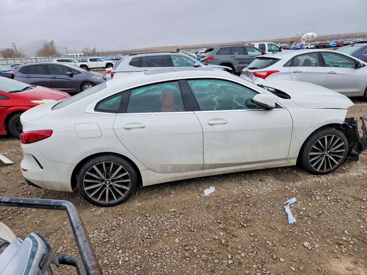 2021 BMW 228Xi - Фото 3