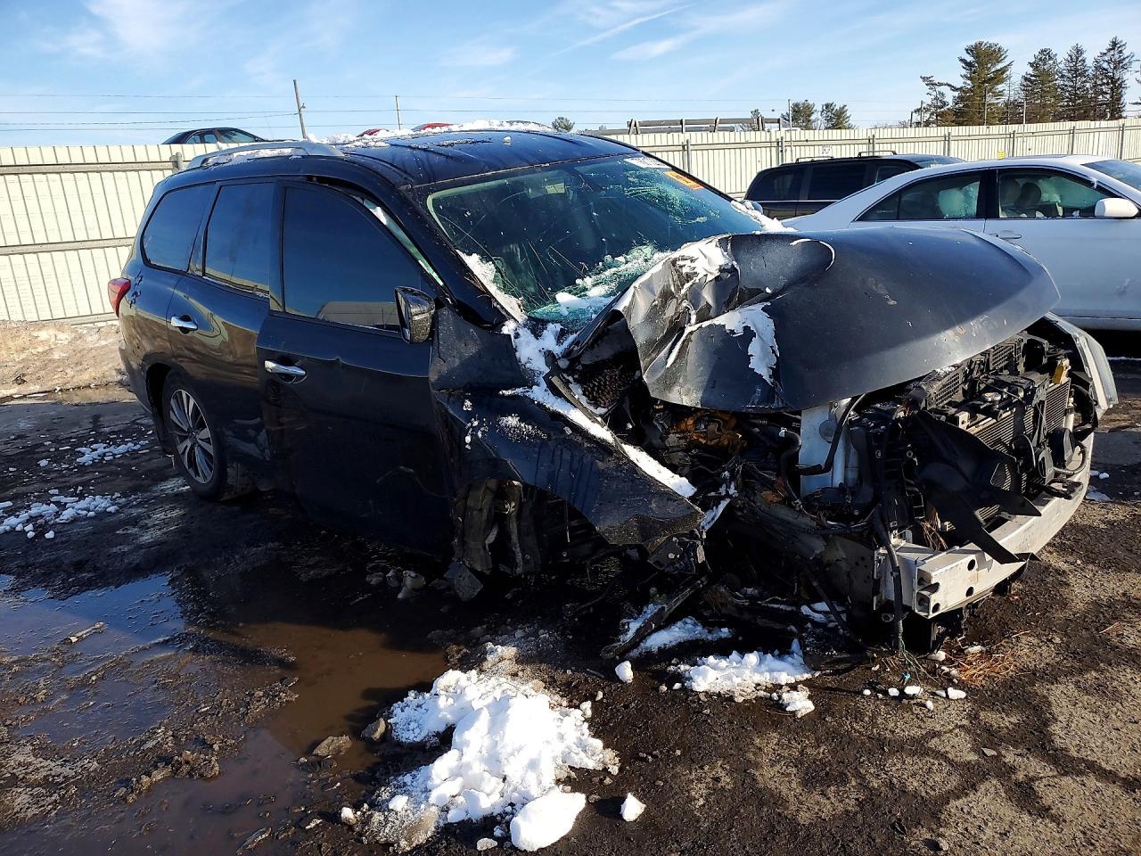 2019 Nissan Pathfinder S - Фото 4