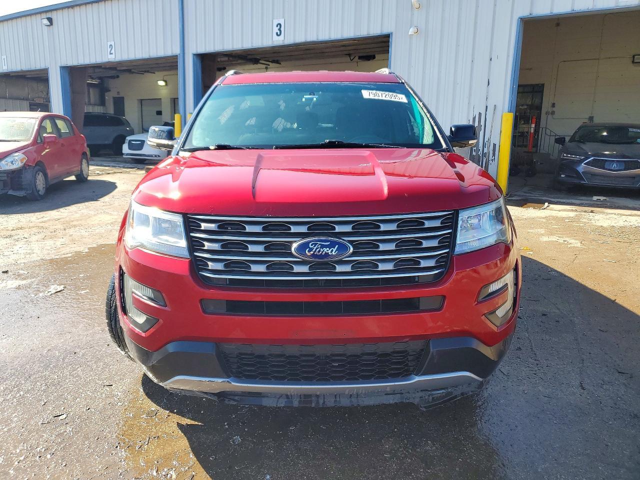 2017 Ford Explorer Xlt - Фото 5
