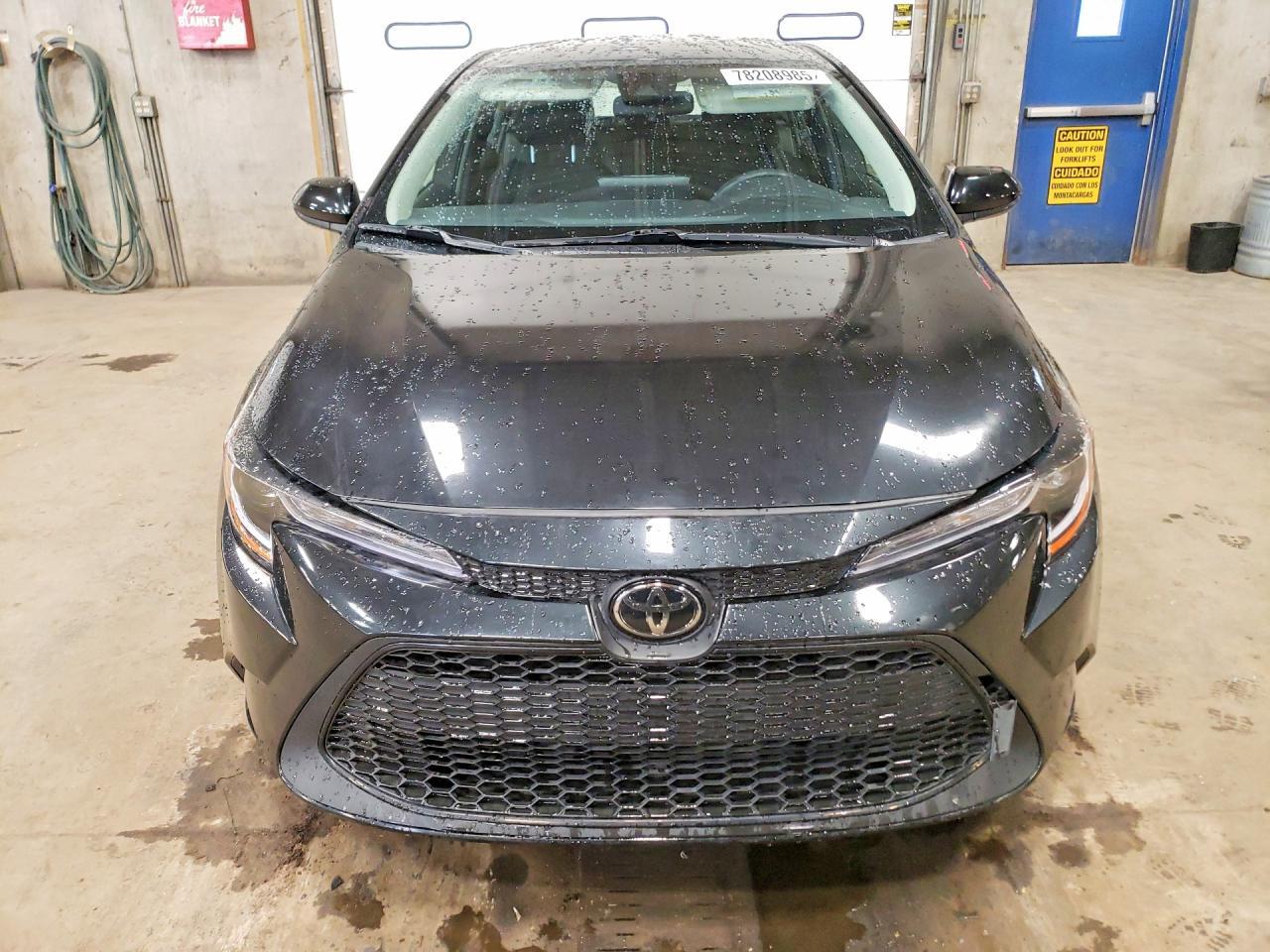 2022 Toyota Corolla Le - Image 5