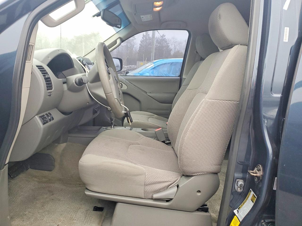 2015 Nissan Frontier S - Фото 7