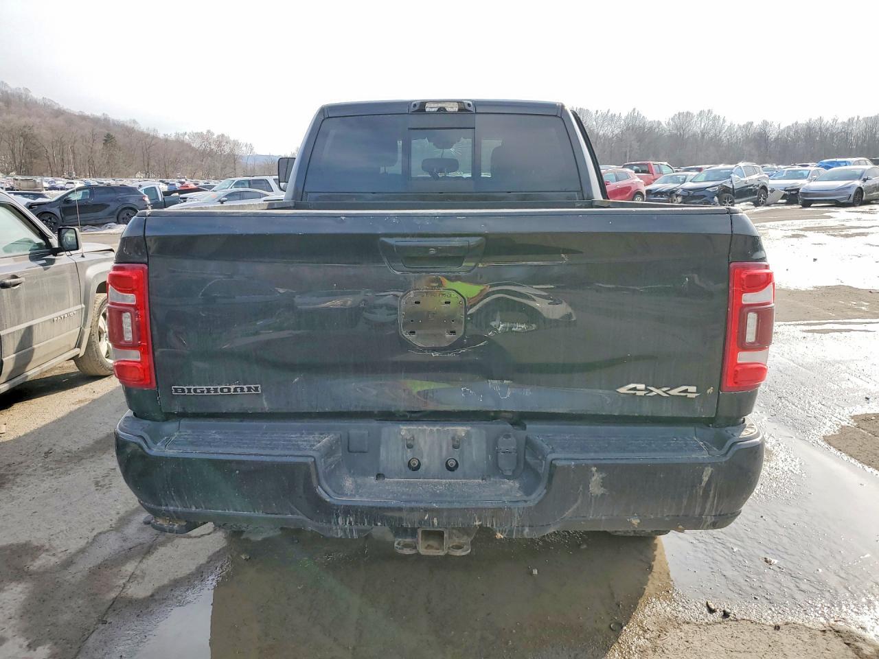 2022 Dodge Ram 3500 - Фото 6