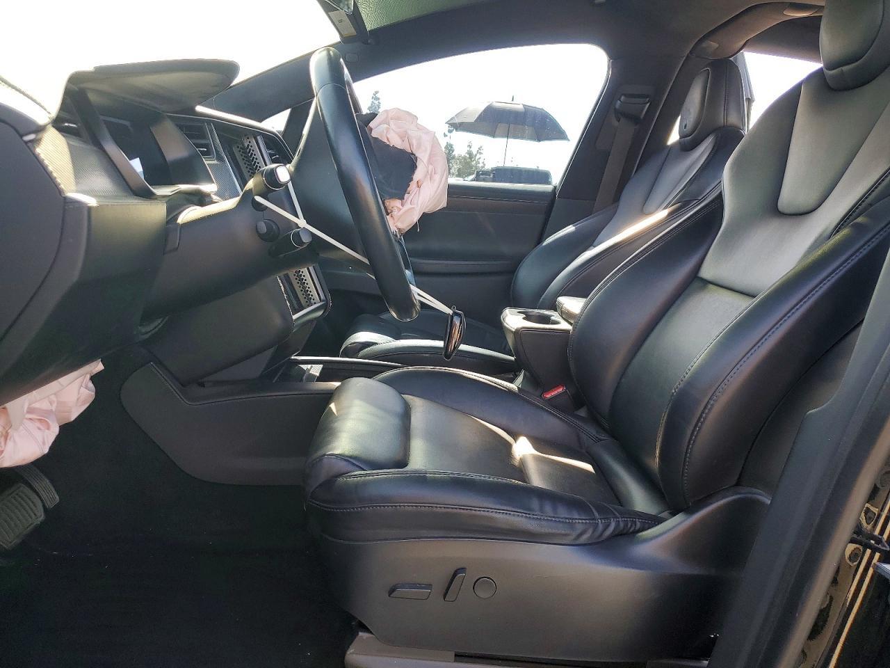 2020 Tesla Model X - Image 7