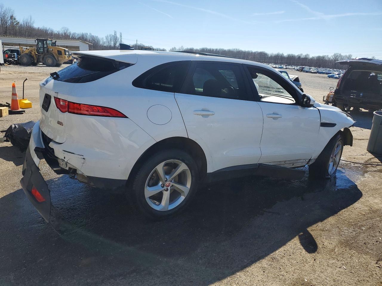 2020 Jaguar F-Pace Premium - Фото 3