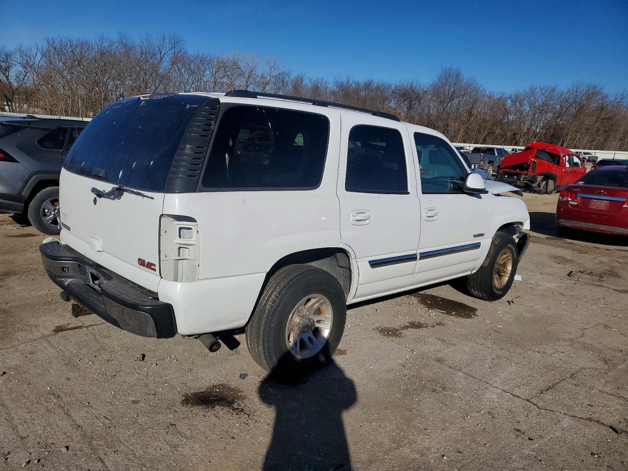 2005 GMC Yukon - Image 3