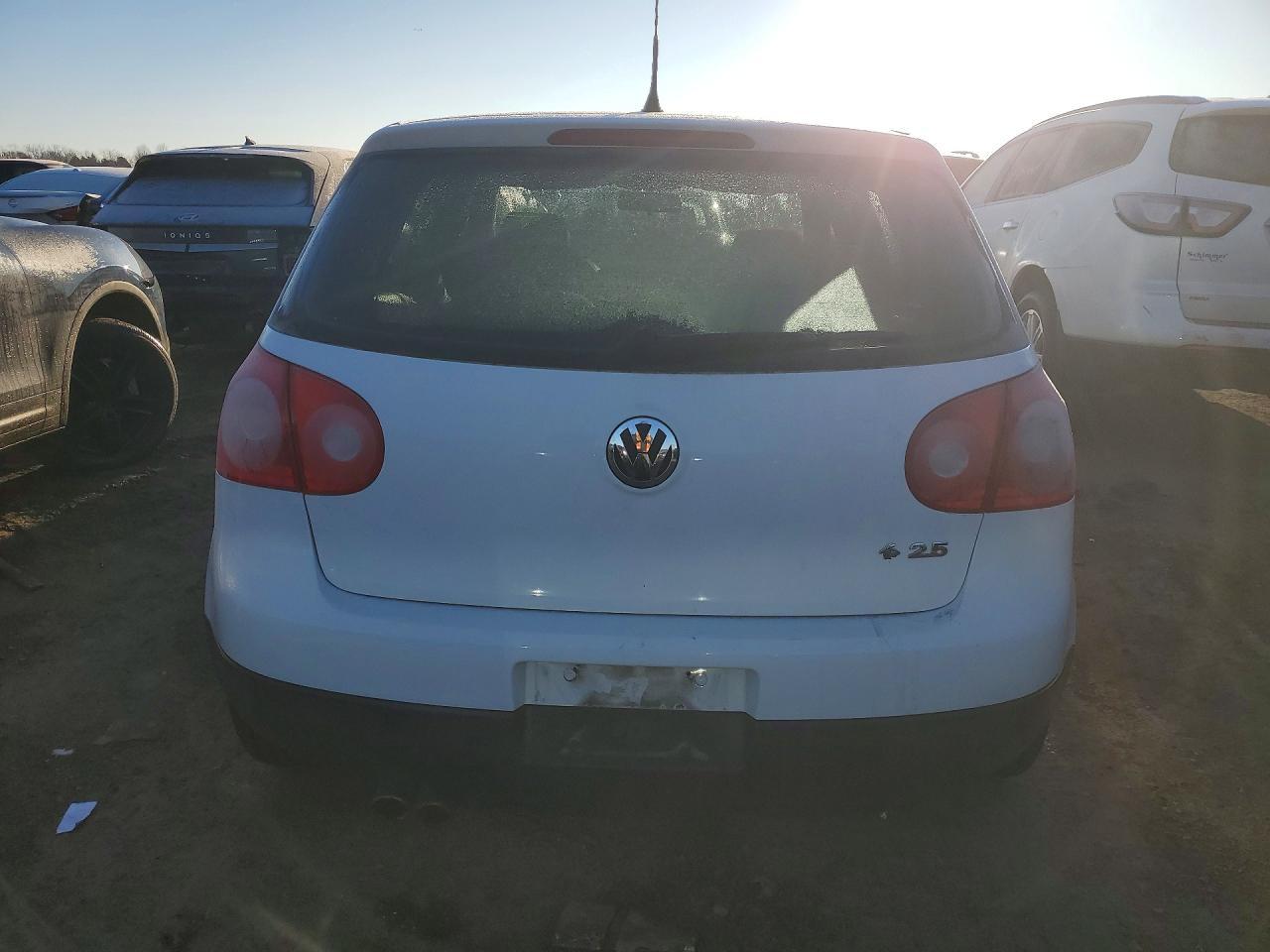 2009 Volkswagen Rabbit - Фото 6