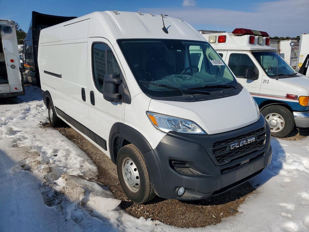 2023 Ram Promaster 3500 Delivery Van - Фото 4