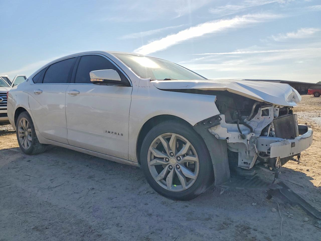 2019 Chevrolet Impala Lt - Image 4