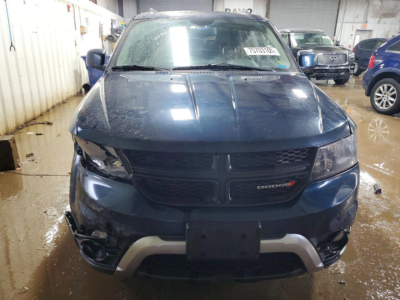 2014 Dodge Journey Crossroad - Image 5