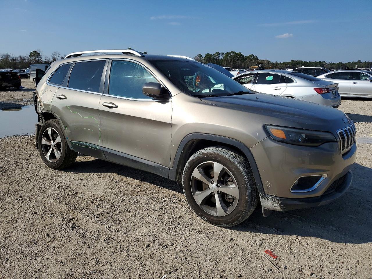 2020 Jeep Cherokee Limited - Image 4