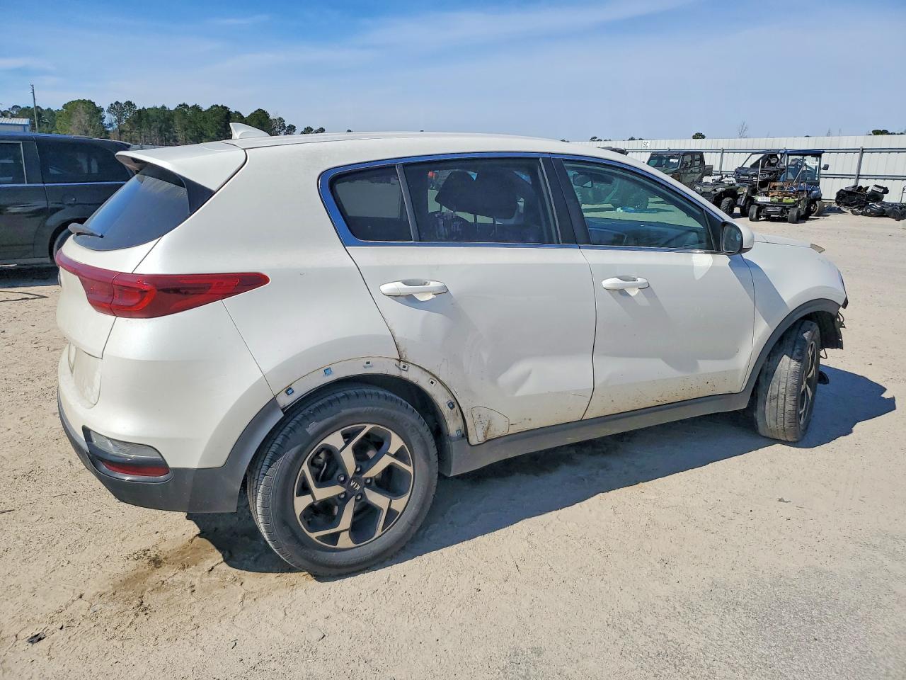 2021 Kia Sportage Lx - Image 3