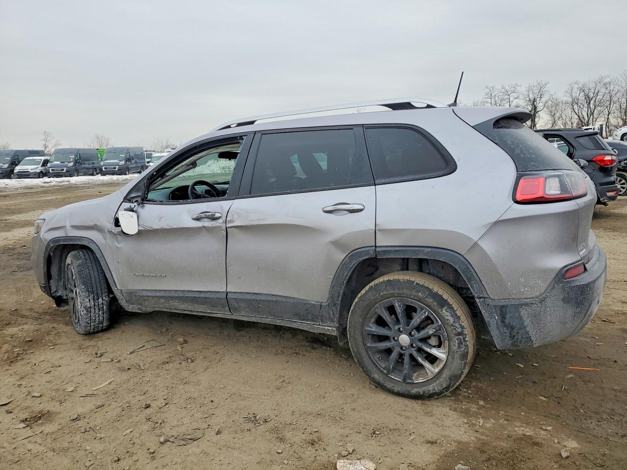 2020 Jeep Cherokee Latitude - Фото 2