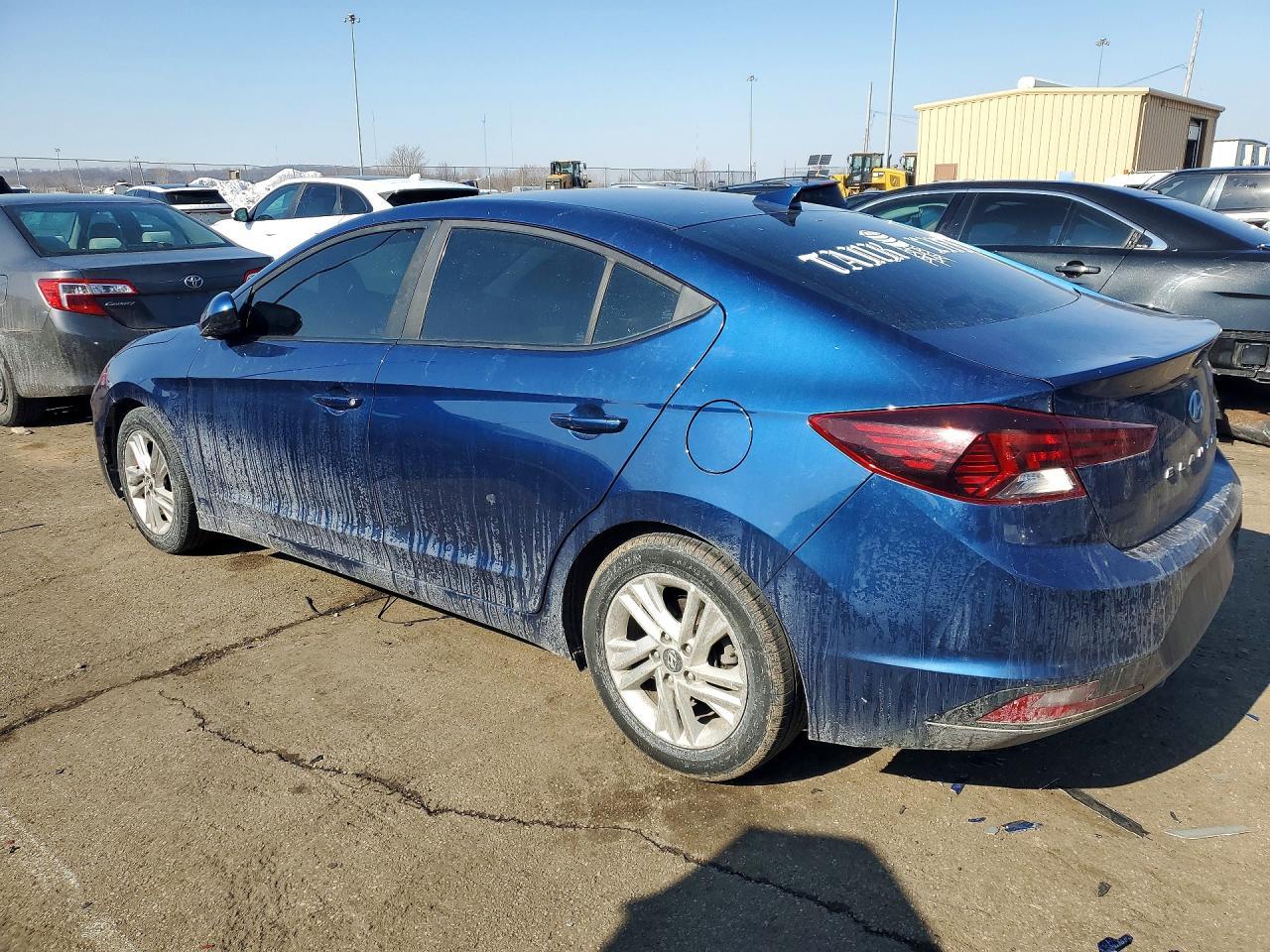 2019 Hyundai Elantra Sel - Фото 2