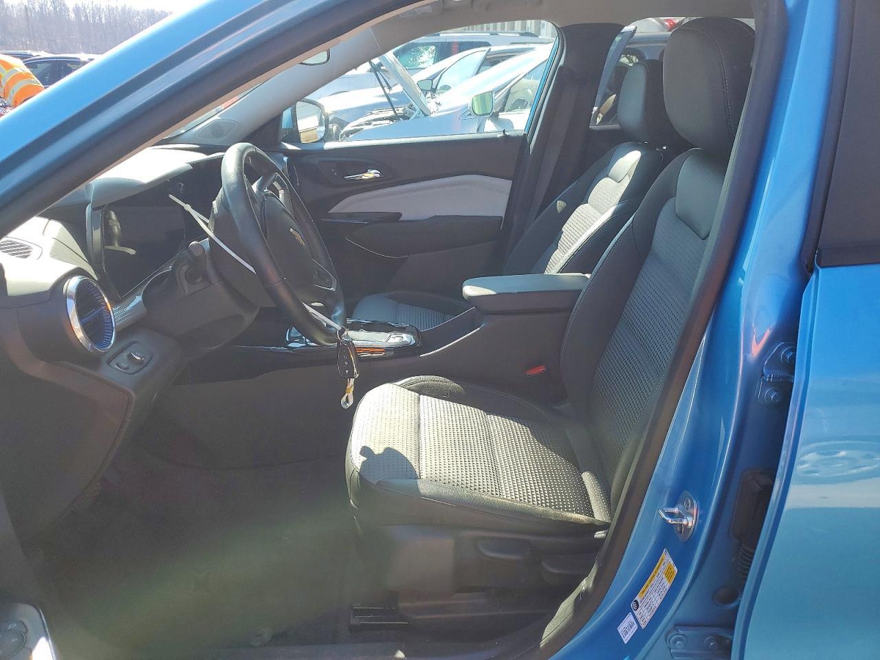 2025 Chevrolet Trax 1Lt - Image 7