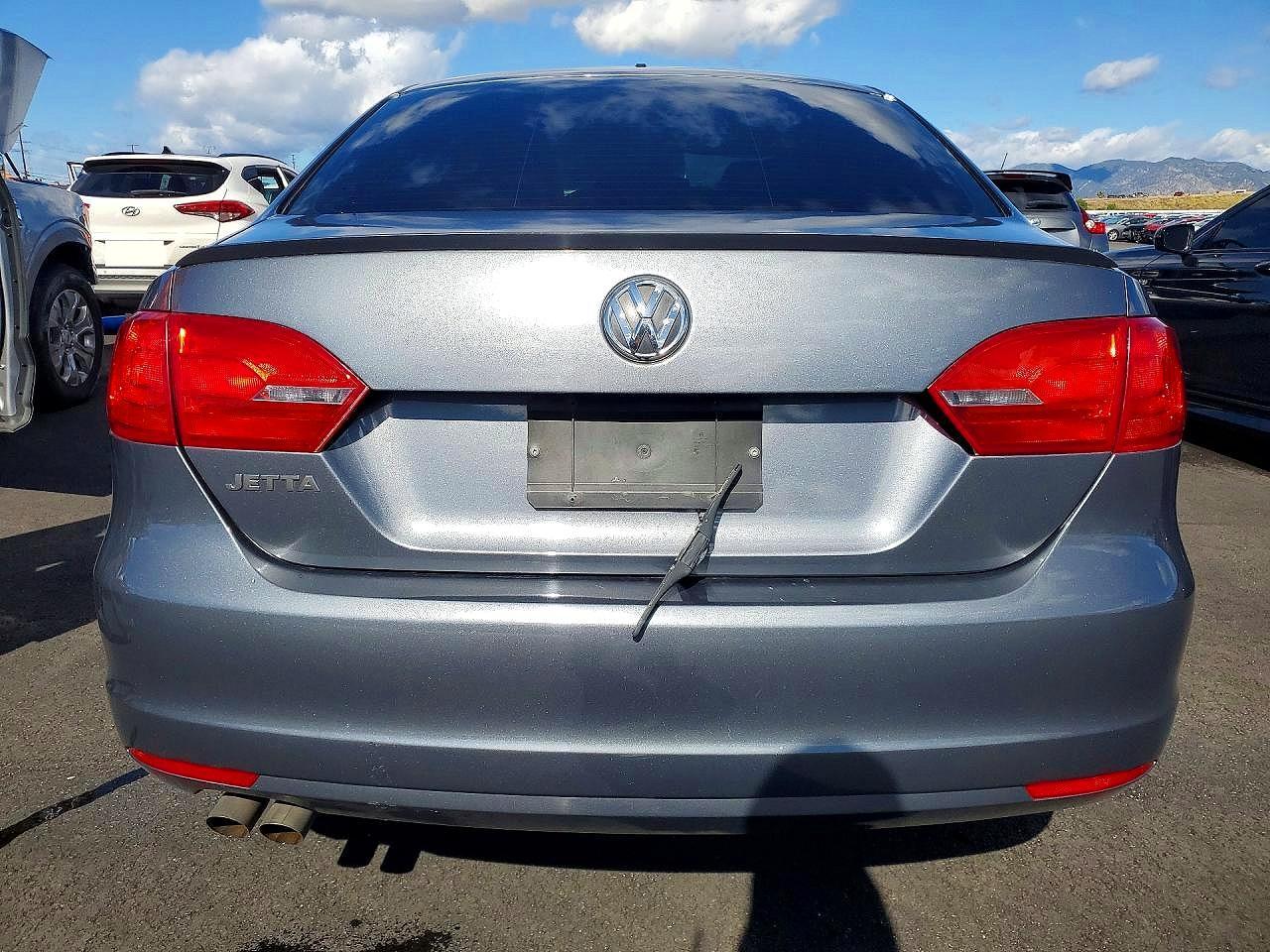 2014 Volkswagen Jetta Base - Image 6