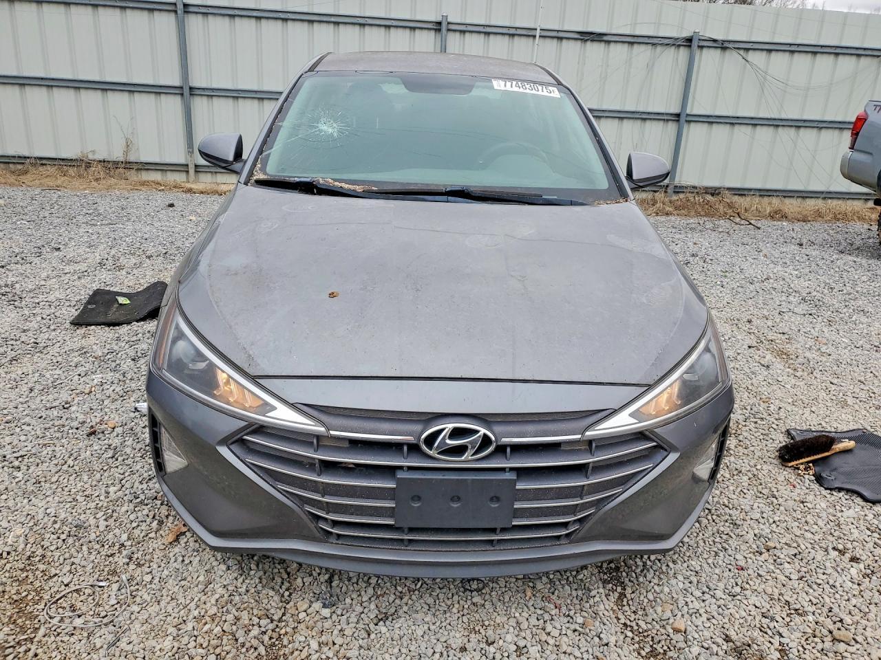 2019 Hyundai Elantra Se - Image 5