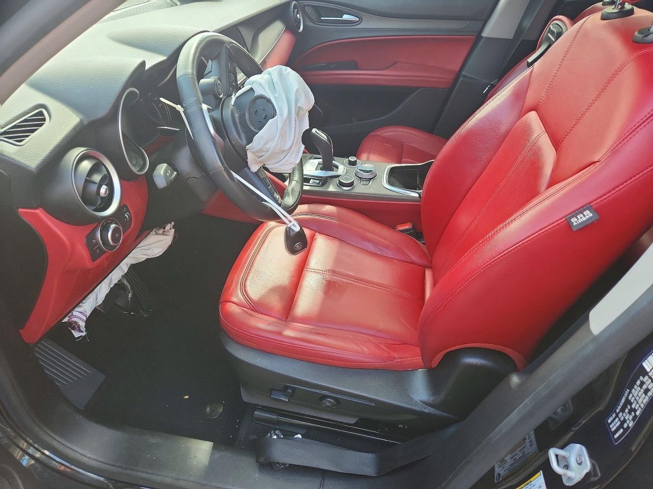 2020 Alfa Romeo Stelvio Ti - Image 7