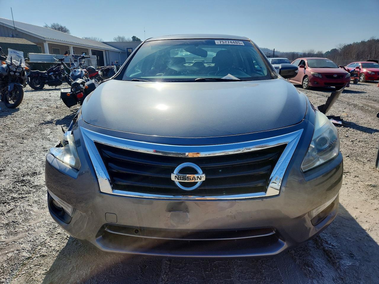 2014 Nissan Altima 2.5 - Image 5