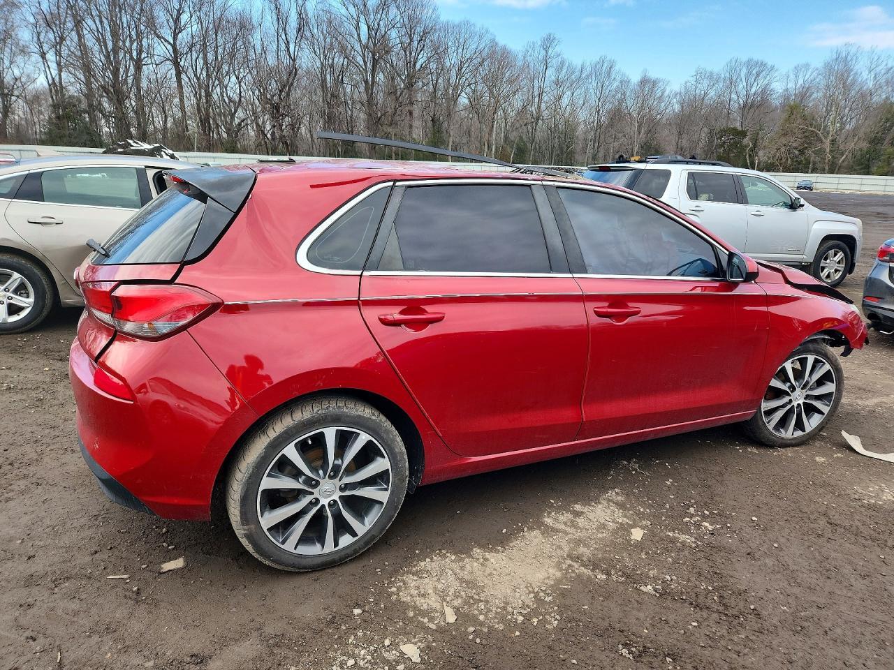 2018 Hyundai Elantra Gt - Фото 3