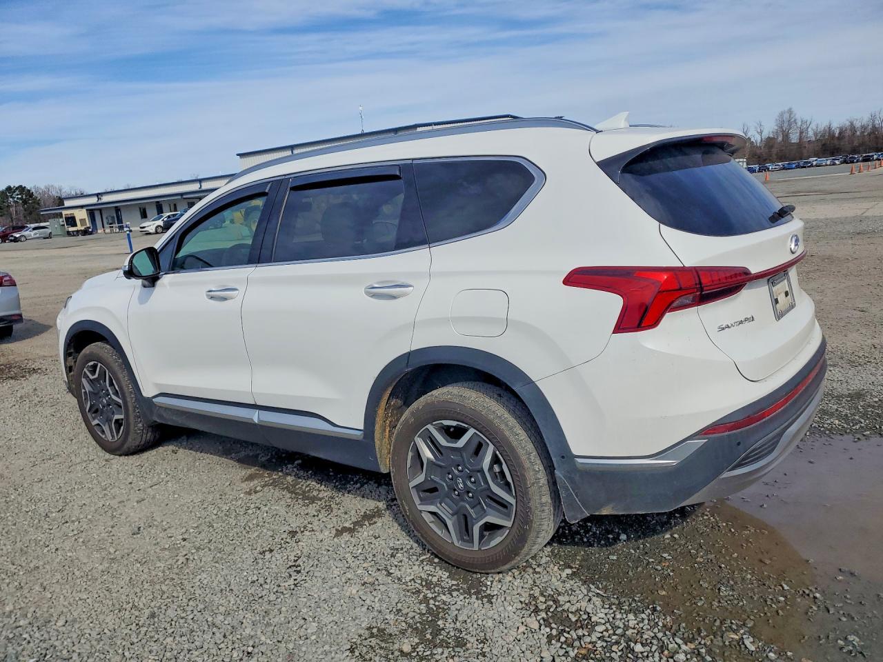 2023 Hyundai Santa Fe Limited - Фото 2
