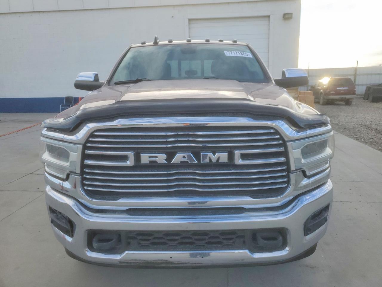 2022 Ram 2500 Laramie - Фото 5