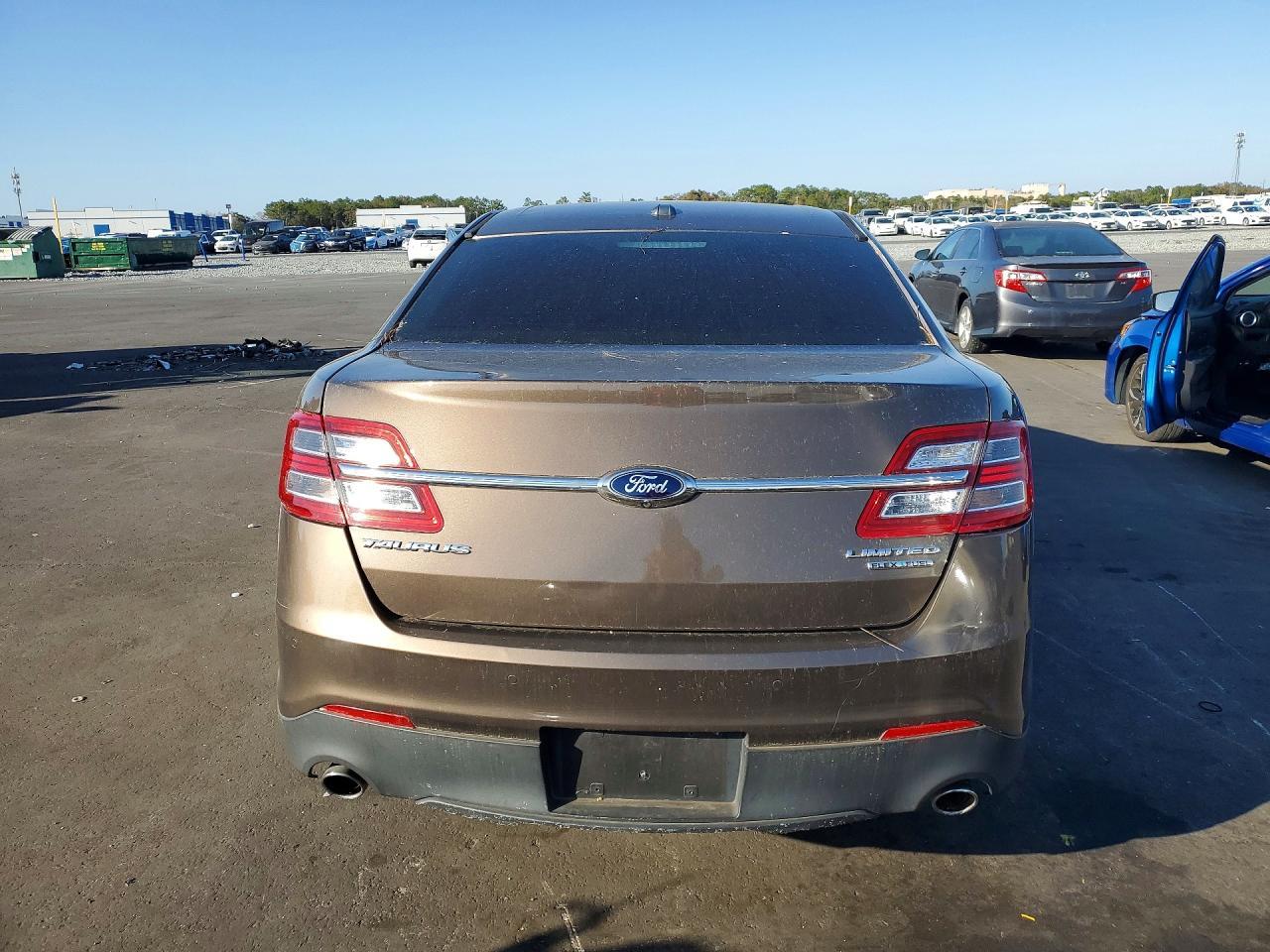2015 Ford Taurus Limited - Фото 6