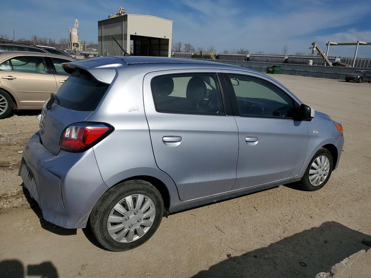 2022 Mitsubishi Mirage Es - Image 3
