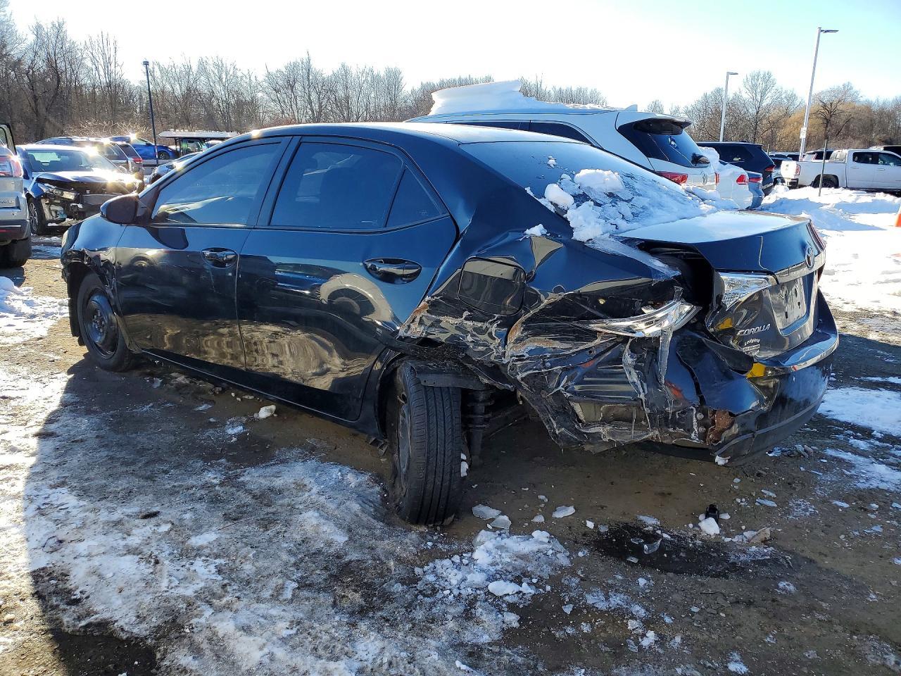 2014 Toyota Corolla L - Фото 2