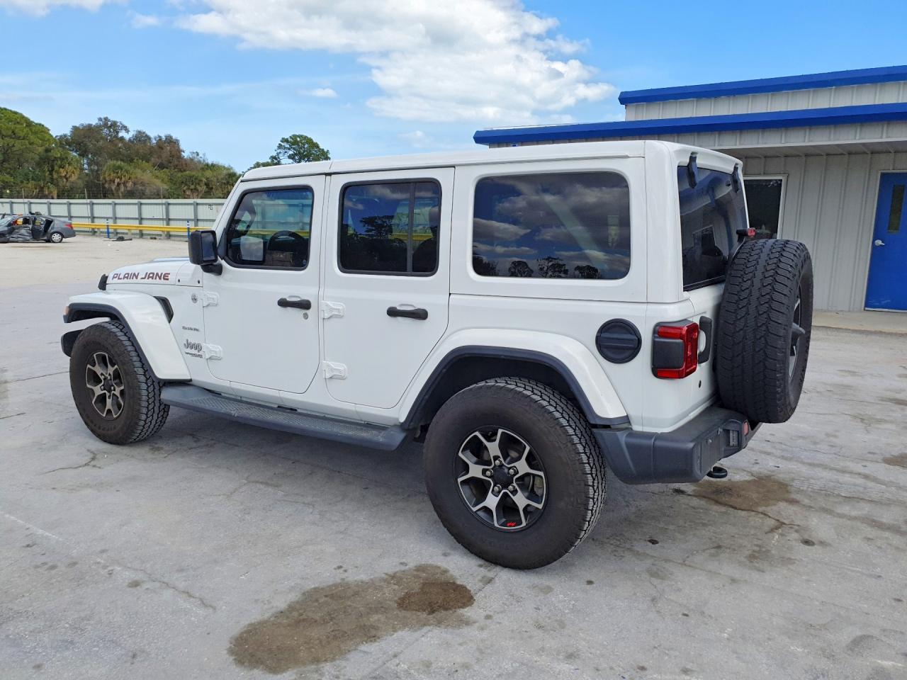 2019 Jeep Wrangler Unlimited Sahara - Фото 2