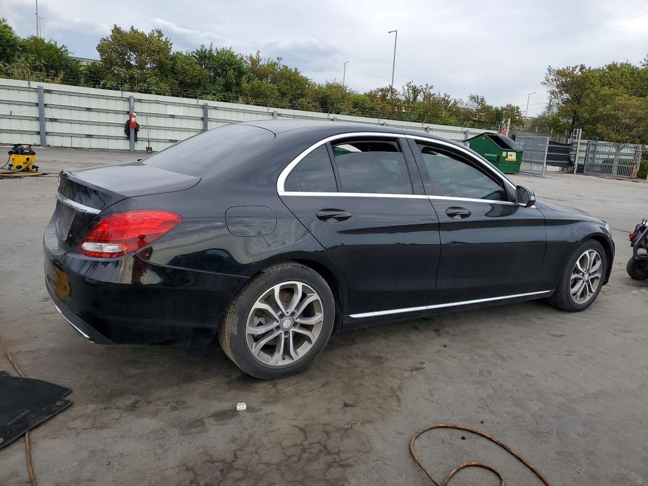 2017 Mercedes-Benz C 300 - Image 3