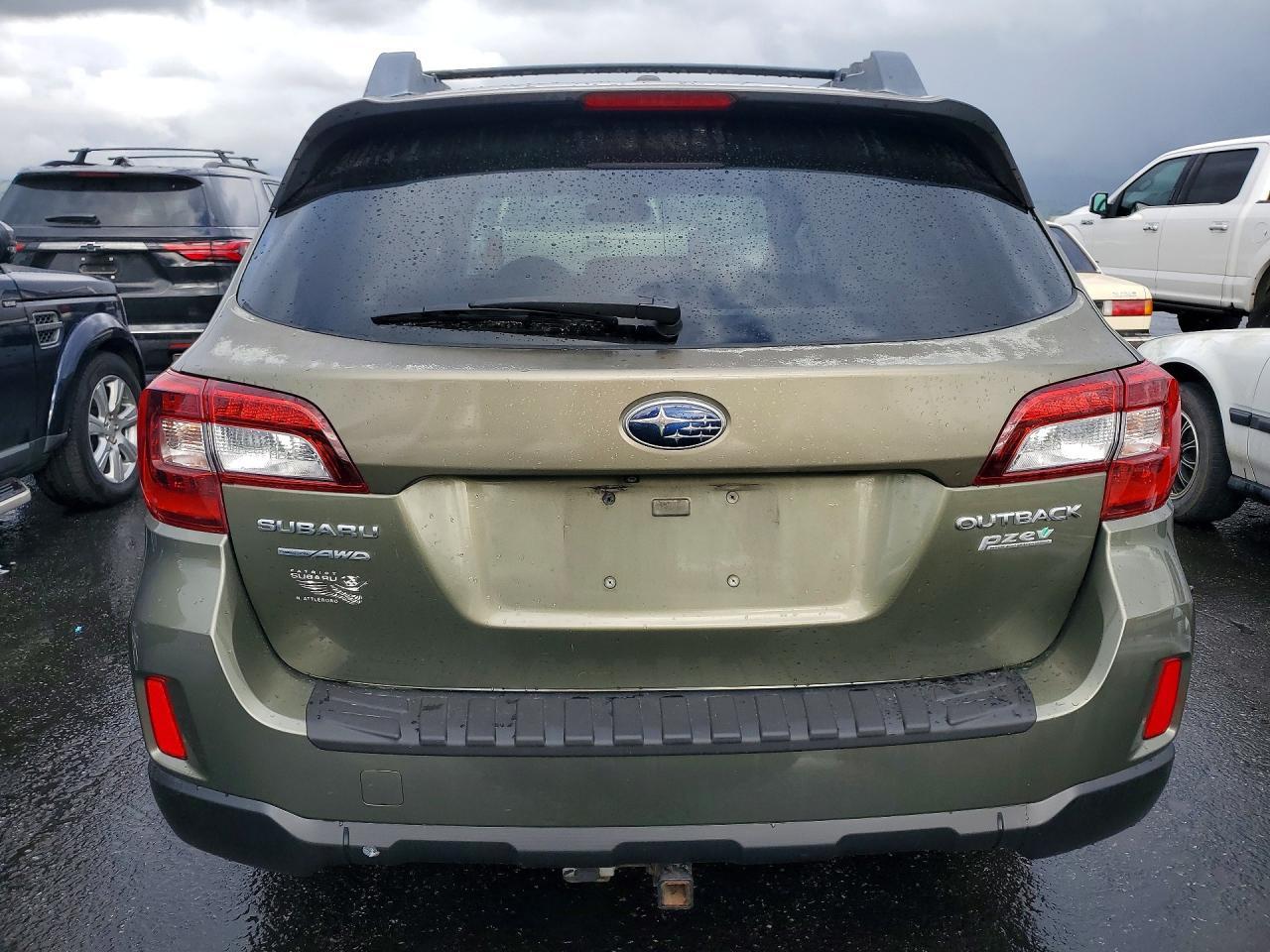 2015 Subaru Outback 2.5I Limited - Image 6
