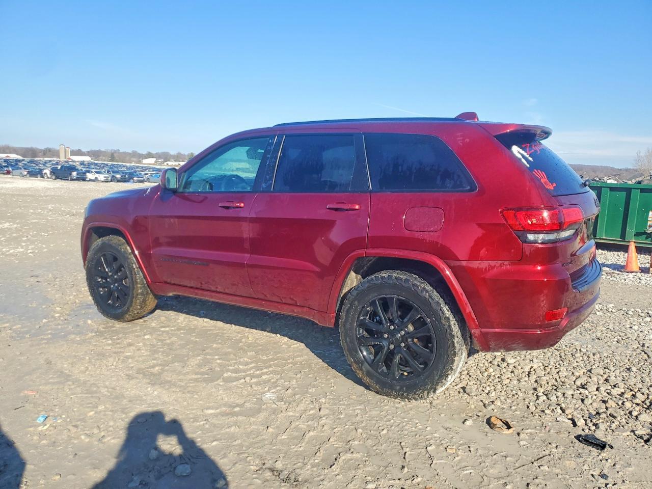 2018 Jeep Grand Cherokee Laredo - Image 2