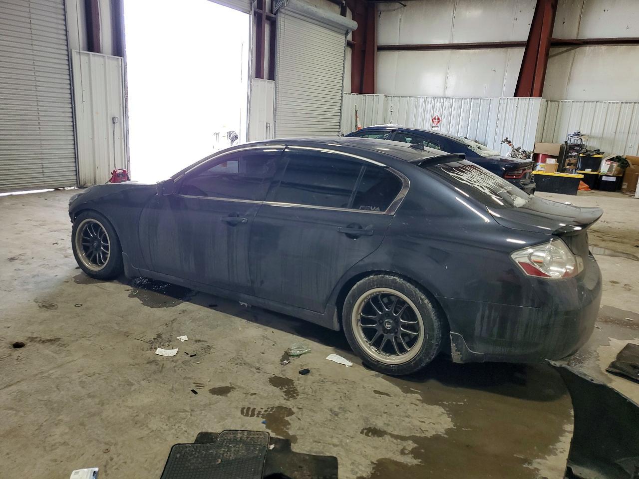2009 Infiniti G37 - Image 2