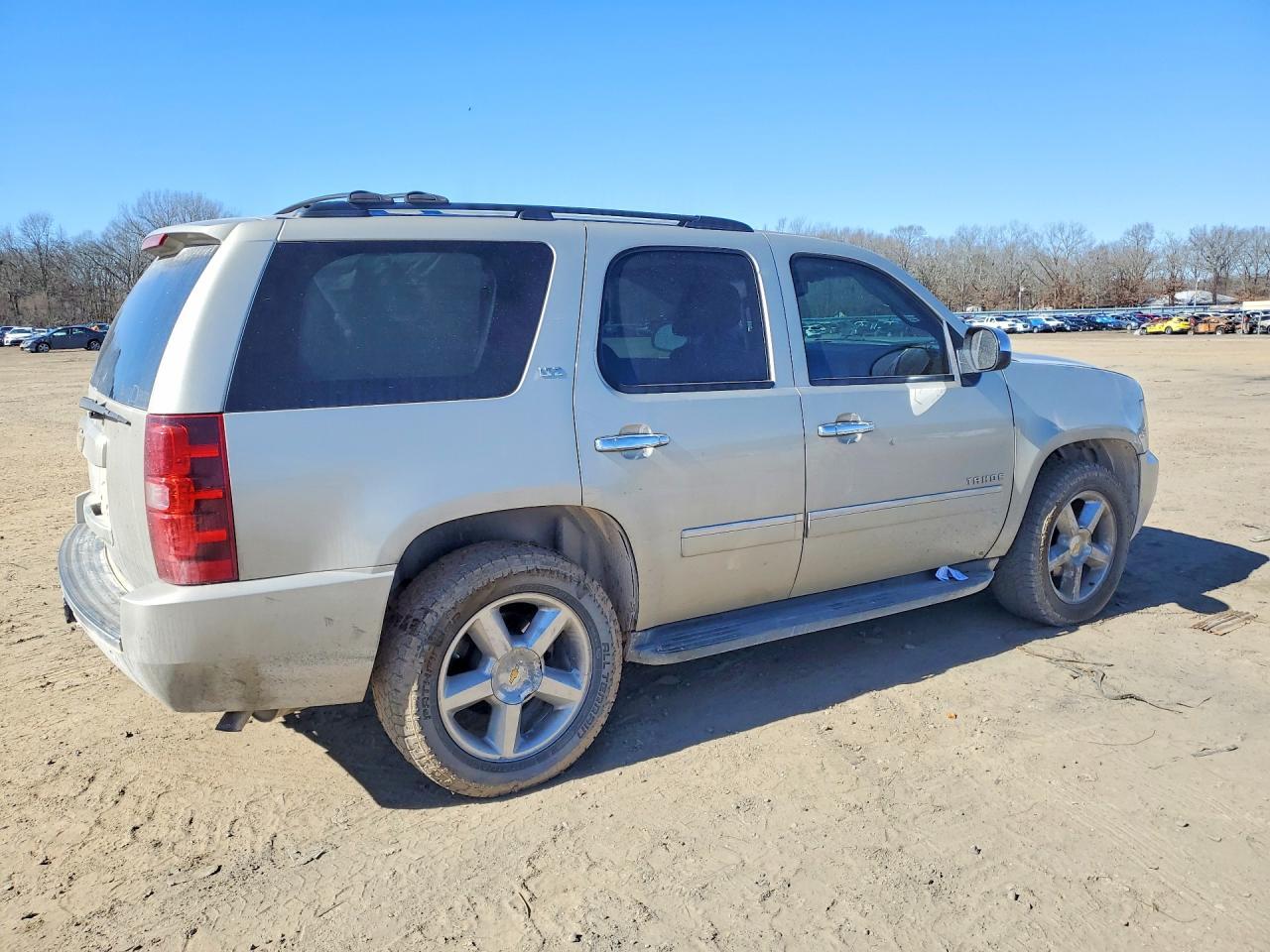 2013 Chevrolet Tahoe K1500 Ltz - Image 3