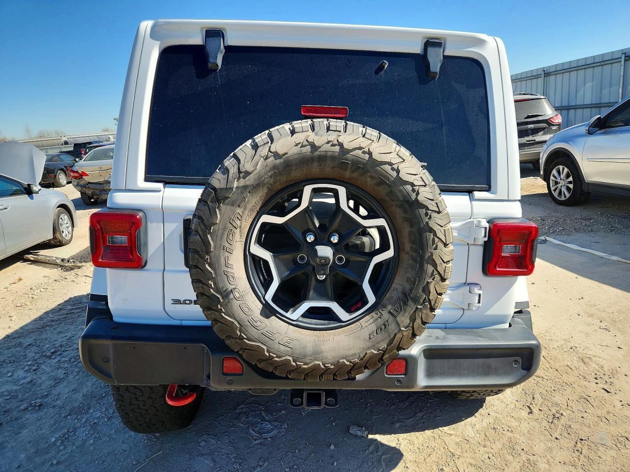 2023 Jeep Wrangler Rubicon - Фото 6