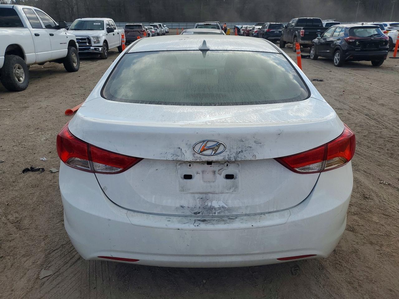 2013 Hyundai Elantra Gls - Image 6
