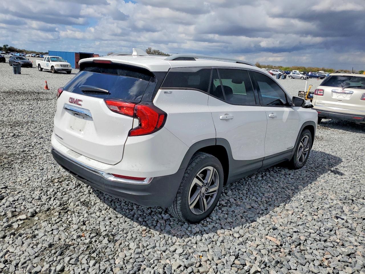 2020 GMC Terrain Slt - Фото 3