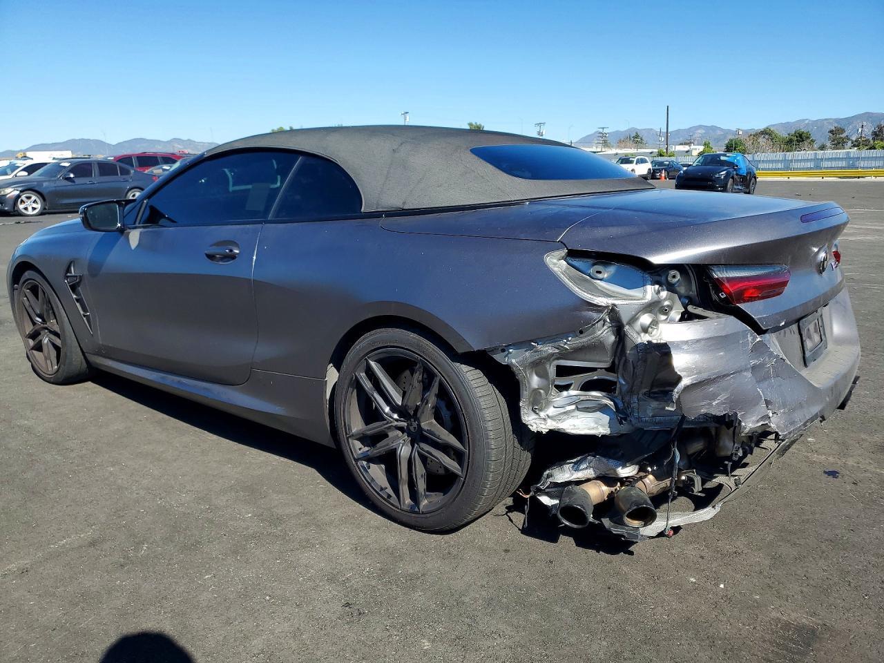 2020 BMW M8 - Фото 2