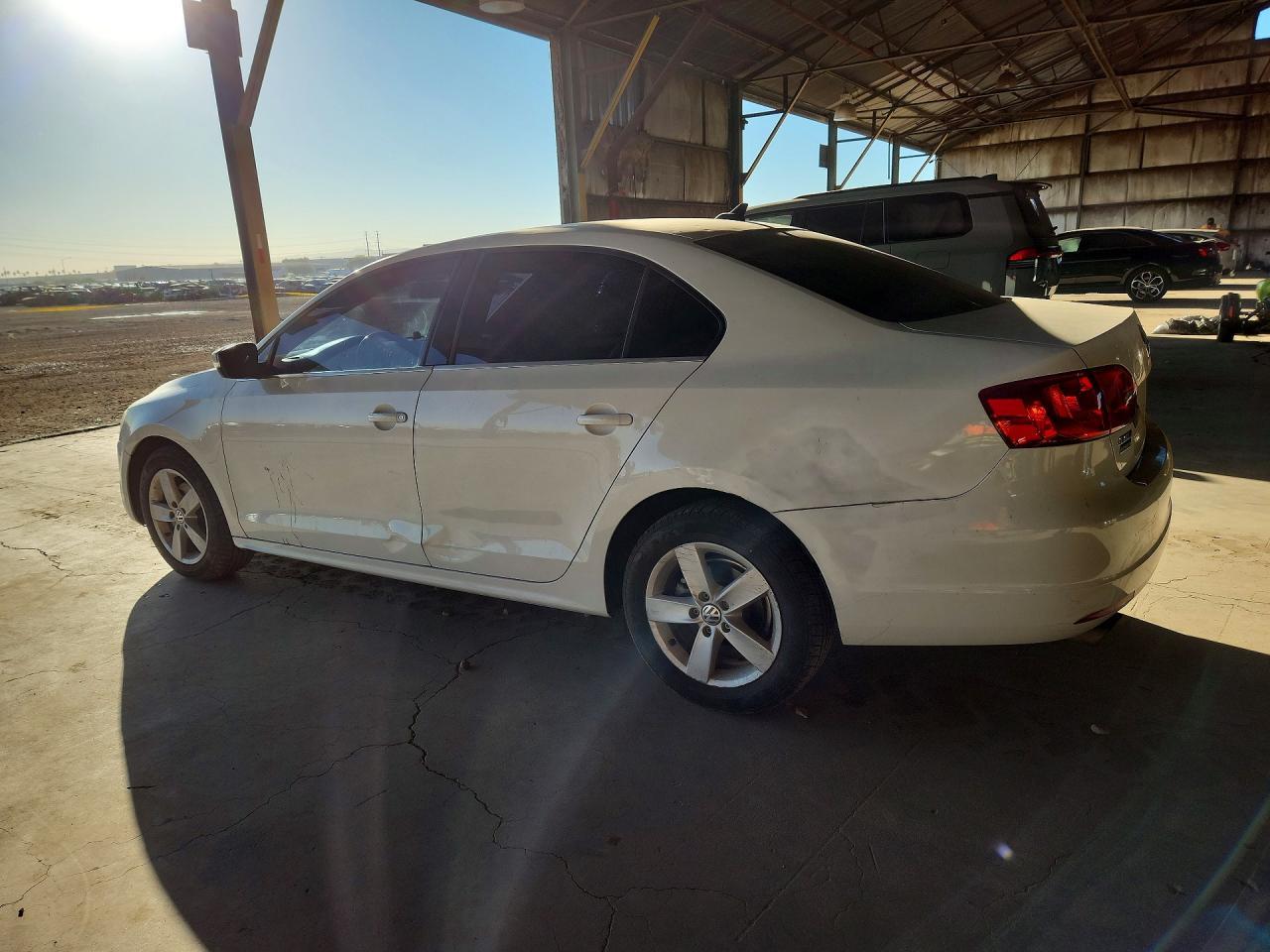 2014 Volkswagen Jetta Se - Фото 2