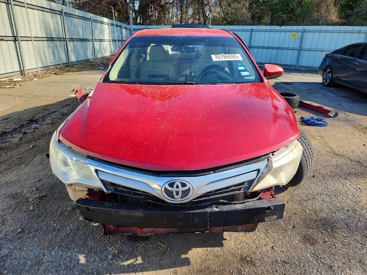 2012 Toyota Camry Base - Фото 5