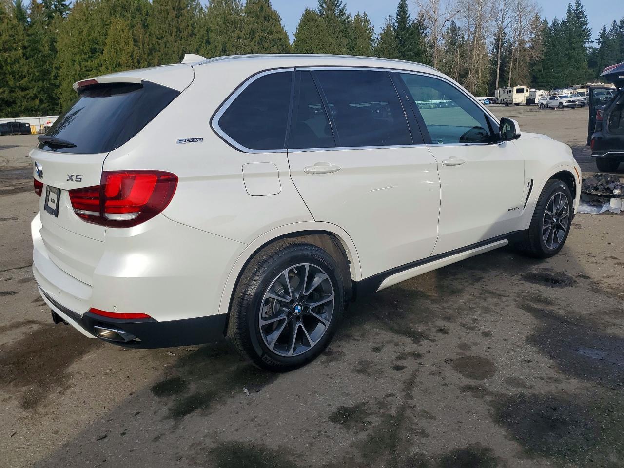 2017 BMW X5 Xdr40E - Image 3