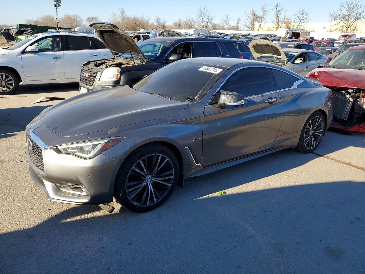 2017 Infiniti Q60 Premium