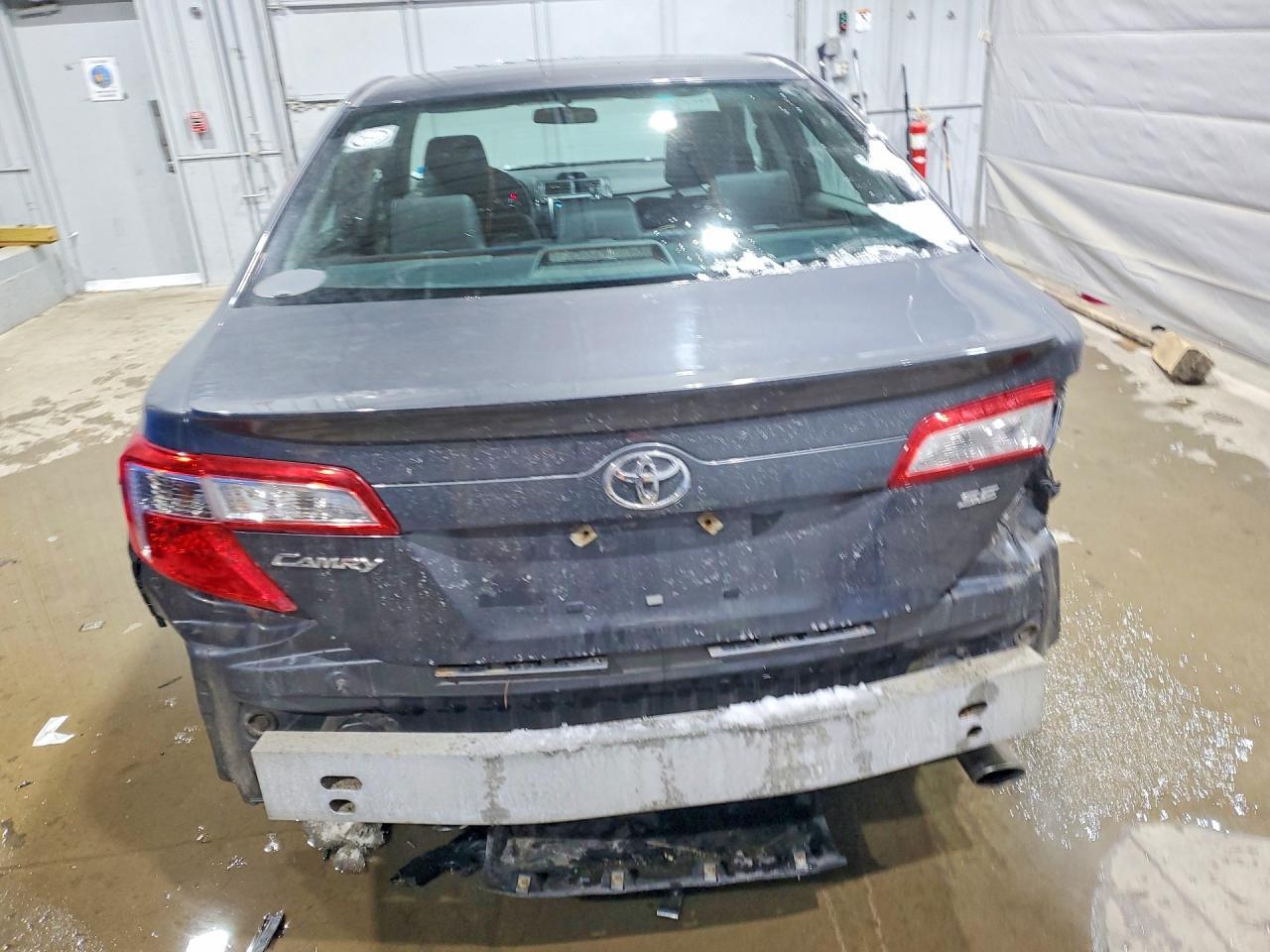2012 Toyota Camry Se - Фото 6