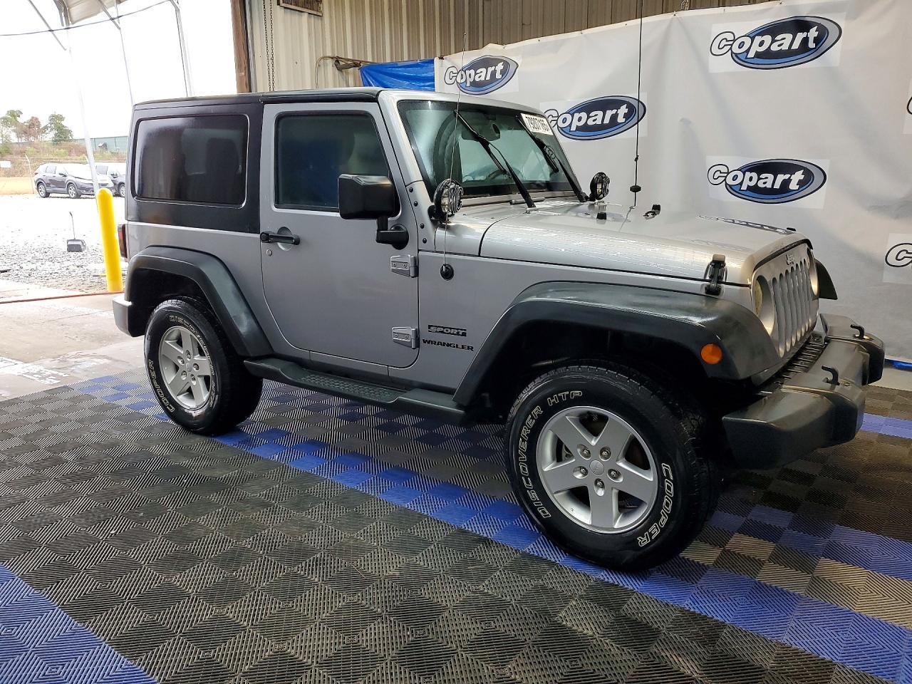 2014 Jep Wrangler S - Image 4