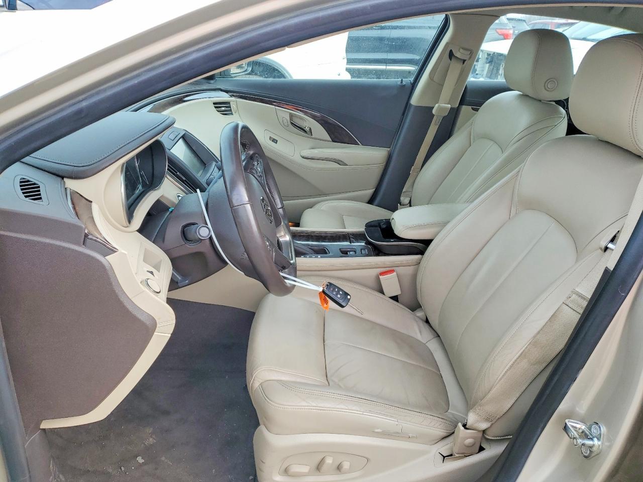 2015 Buick Lacrosse - Image 7