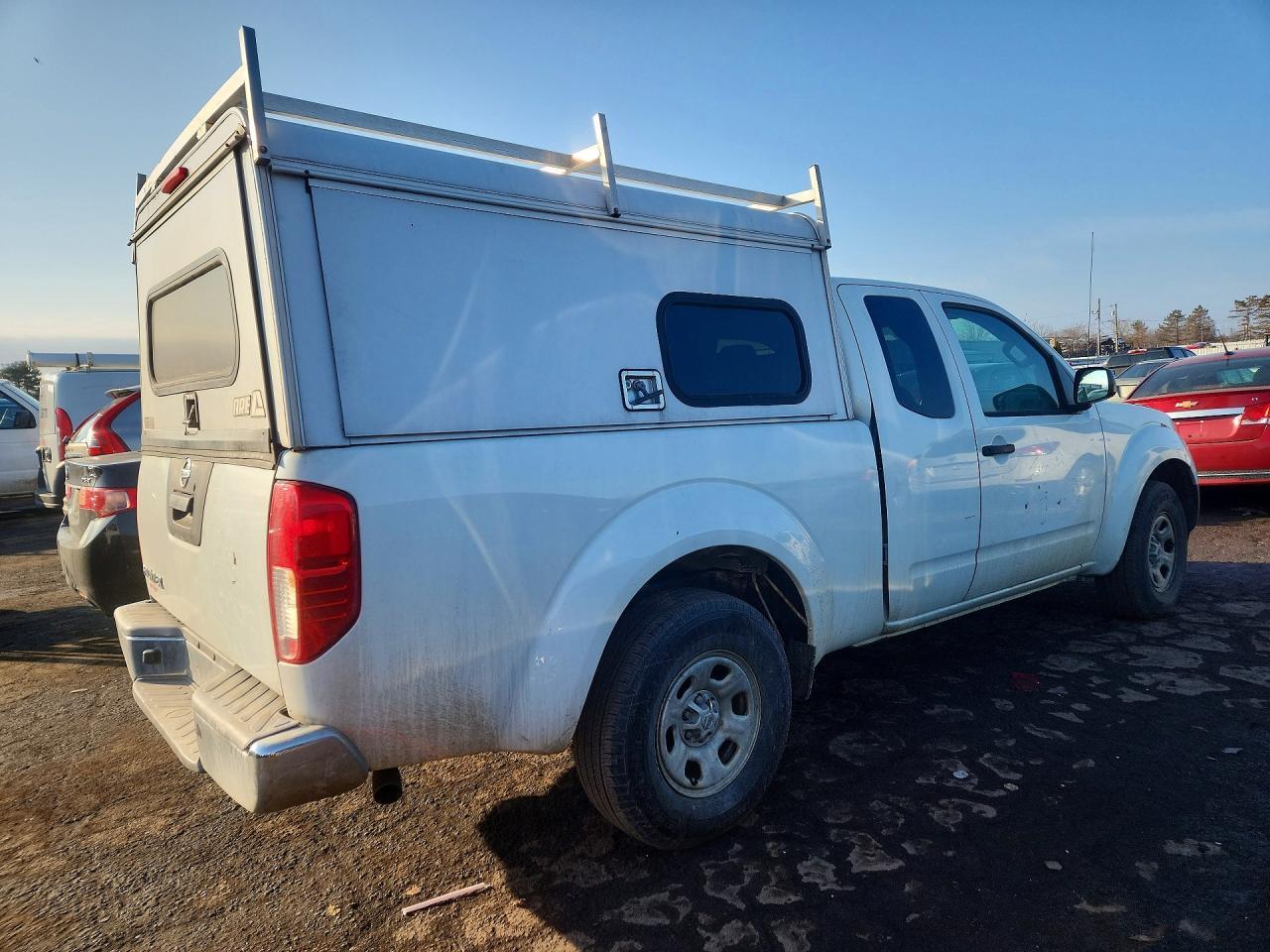 2017 Nissan Frontier S - Фото 3