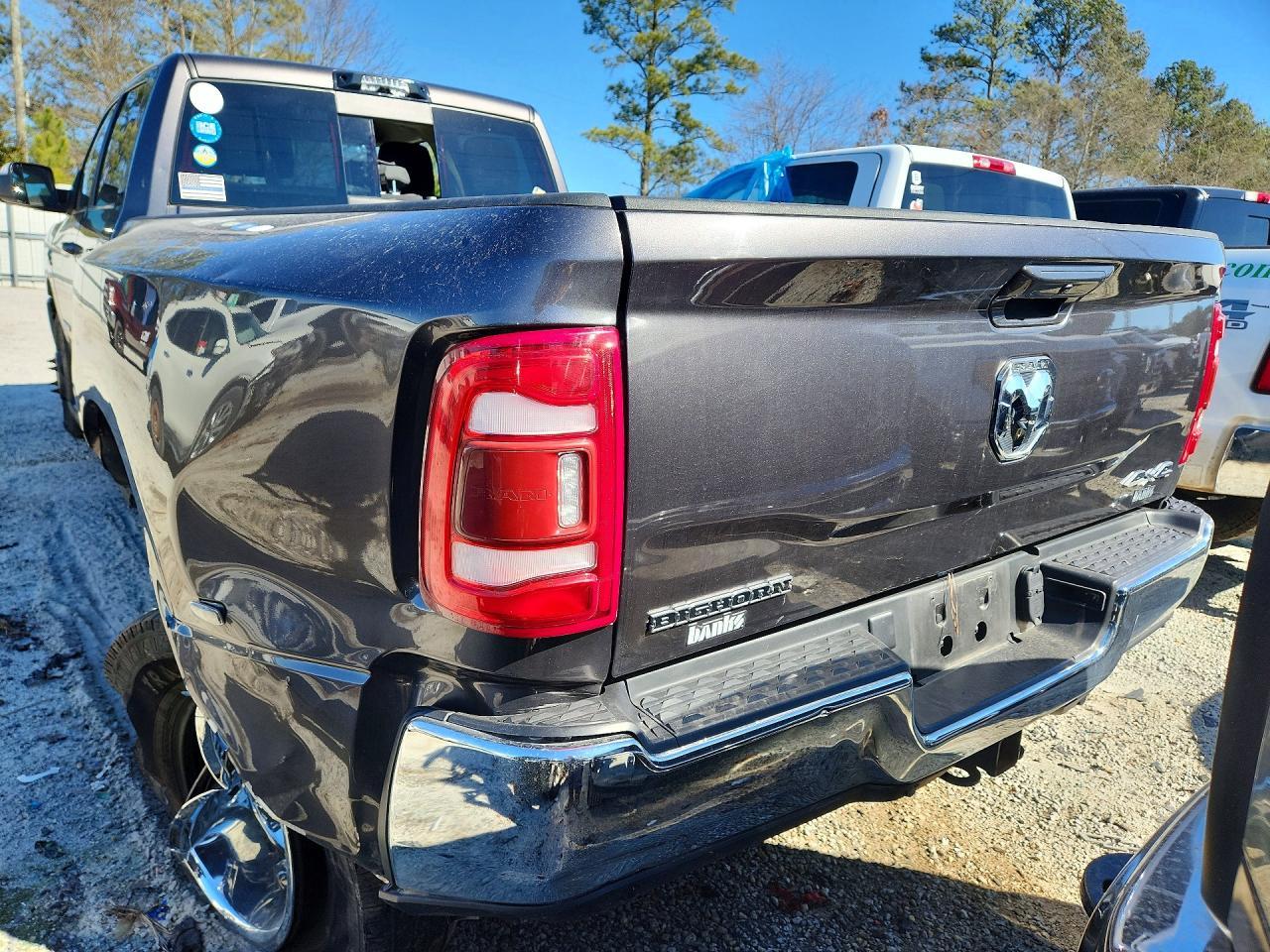 2022 Ram 3500 Big Horn/Lone Star - Image 6