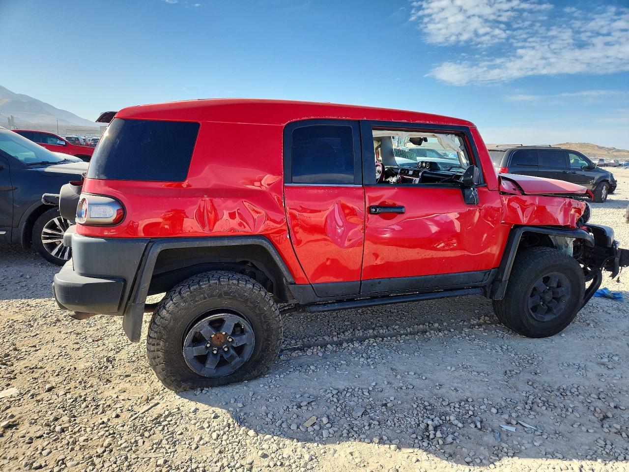 2012 Toyota Fj Cruiser Base - Image 3