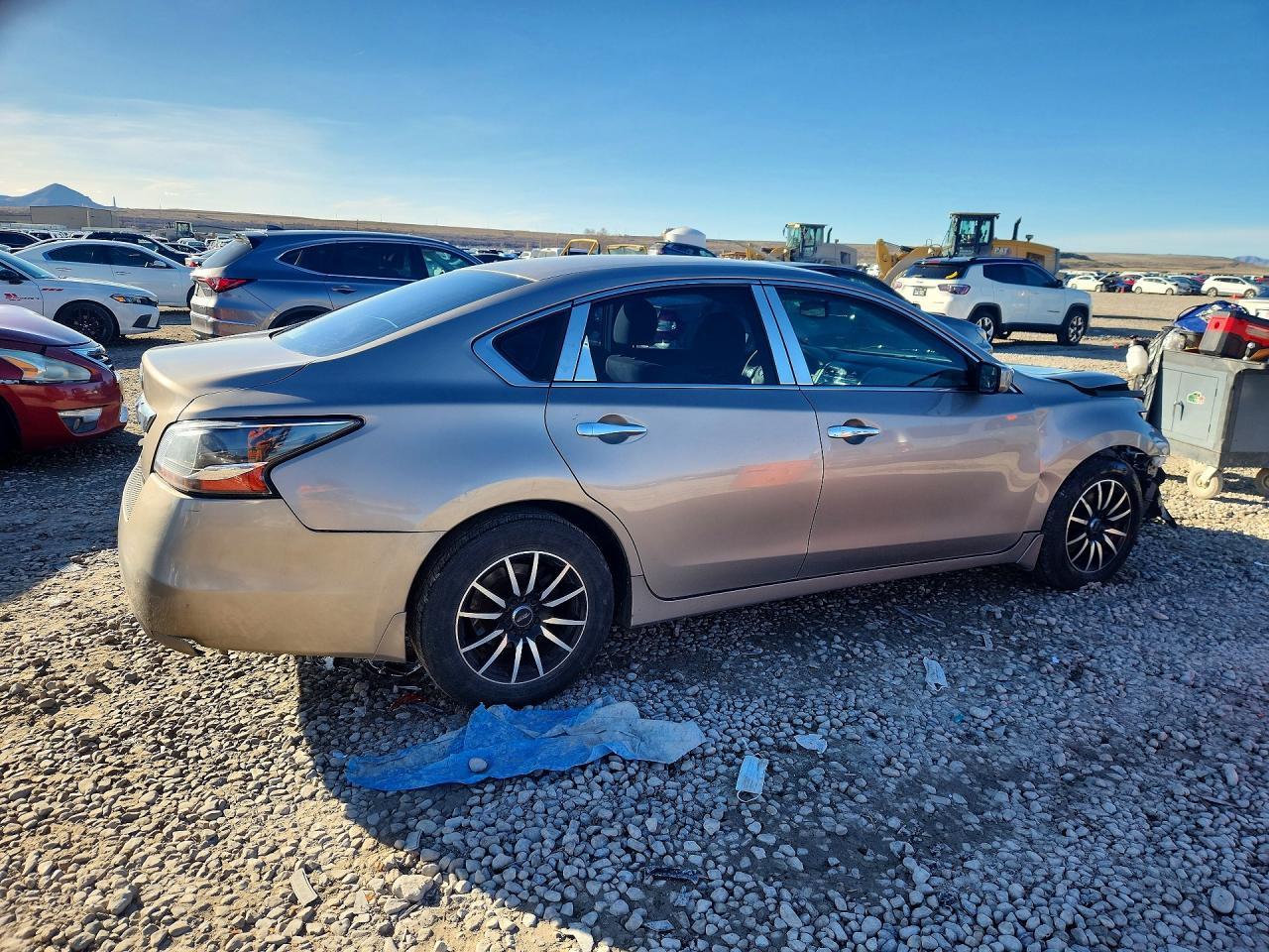 2013 Nissan Altima 2.5 - Image 3